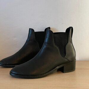 Soludos MARFA Chelsea Boot, Women's size 7.5